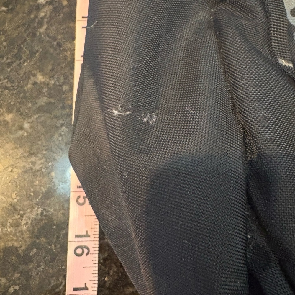 Patagonia Refugio 28L Black Men's Backpack - Picture 5 of 11